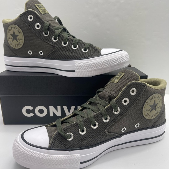 Converse Men’s A06604F
CTAS MALDEN STREET MID
CAVE GREEN/MOSSY SLOTH Sneakers - Picture 12 of 16